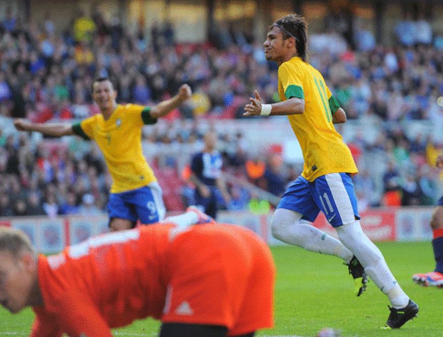 Neymar acorda e leva seleção à vitória