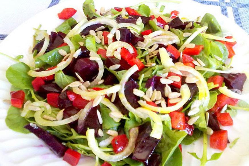 Salada de beterraba e sementes de girassol