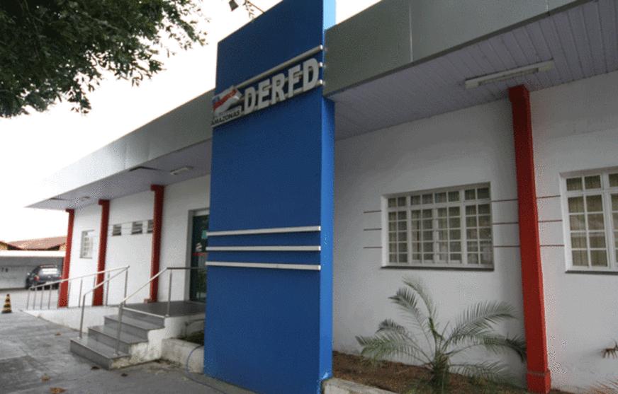 Ladrões roubam R$ 100 mil de joalheria em plena luz do dia