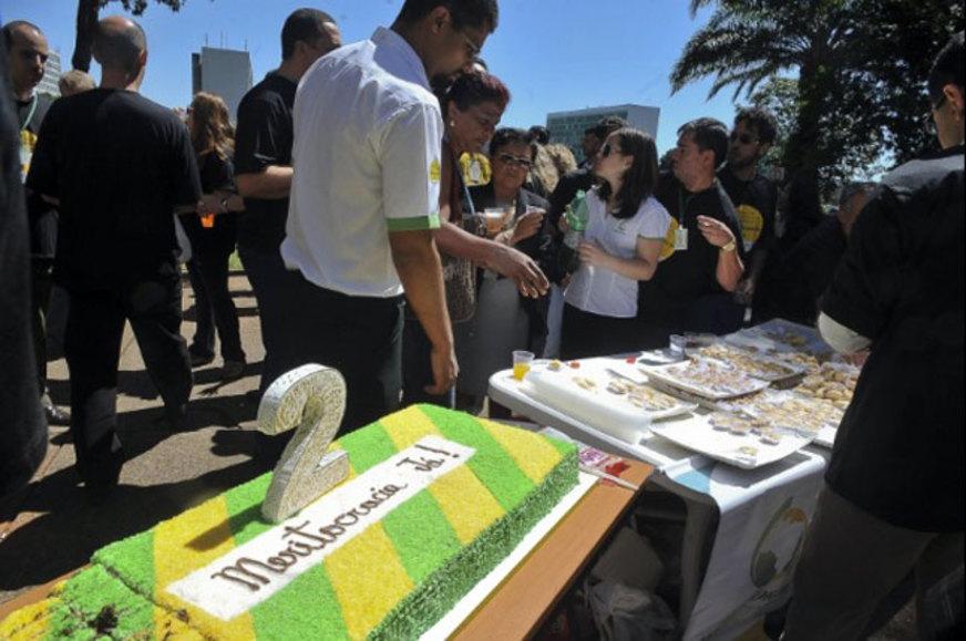 Fiscais federais agropecuários mantêm greve