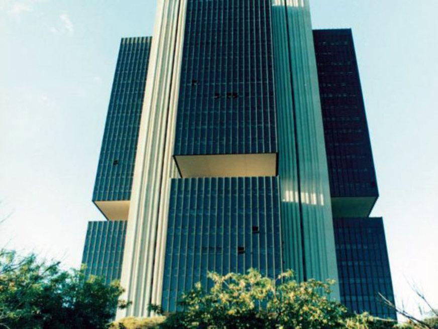 Banco Central tem maior lucro semestral desde 2008