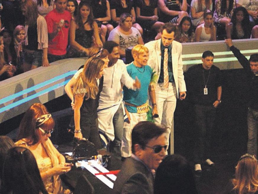 Zezinho Corrêa participa de programa ‘ Cante se puder’