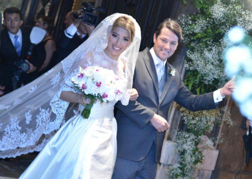 Marcelo Serrado se casa com a bailarina Roberta Fernandes