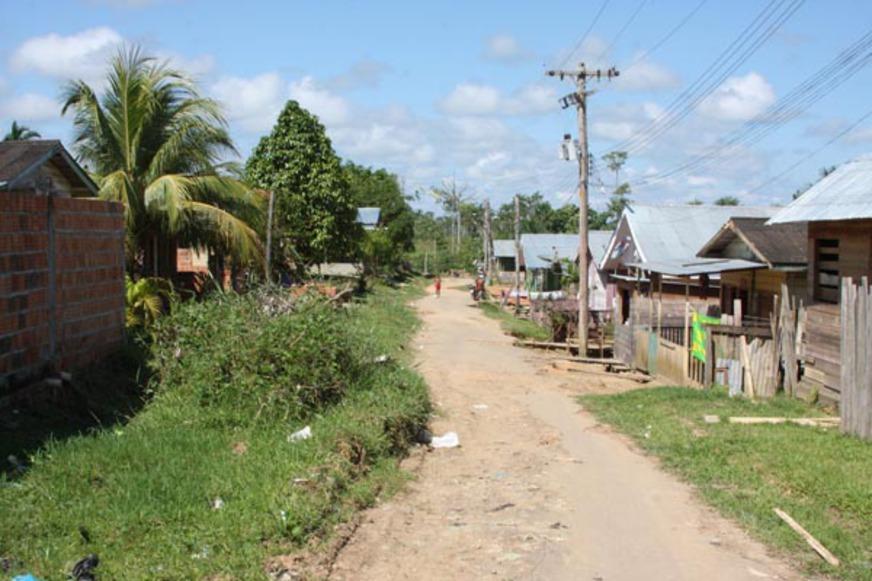 Programa deve recuperar mais de 4 mil km de vicinais no Amazonas