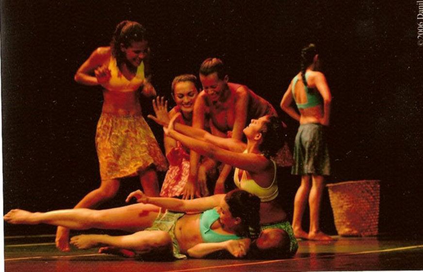 Espetáculo ‘Causos de Cunhã’ será apresentado neste domingo (23), no Teatro Amazonas