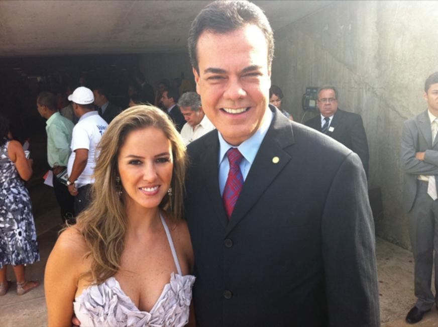 A força do apoio das mulheres dos candidatos
