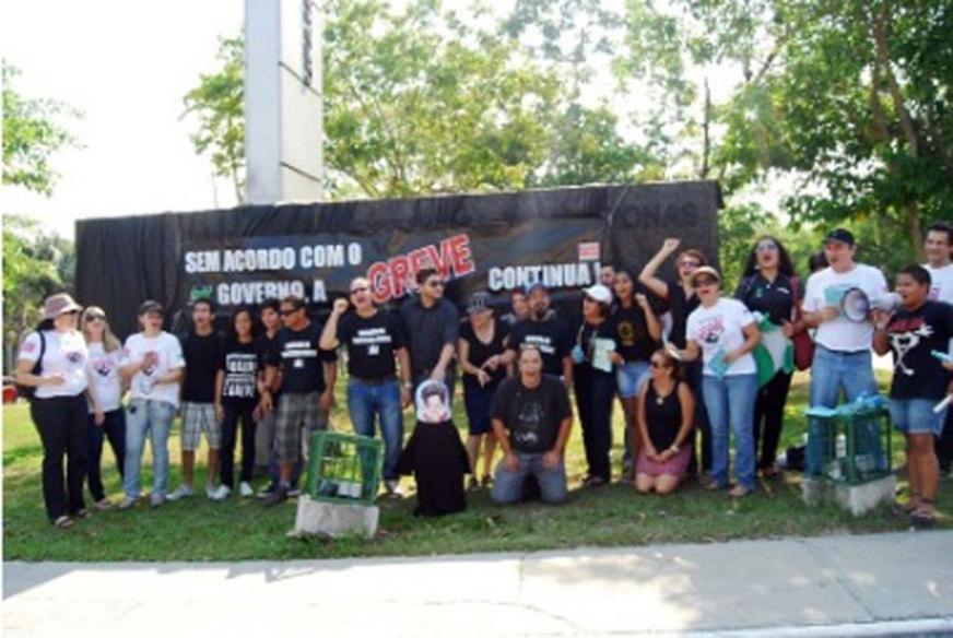 Professores da Ufam seguem em estado de greve