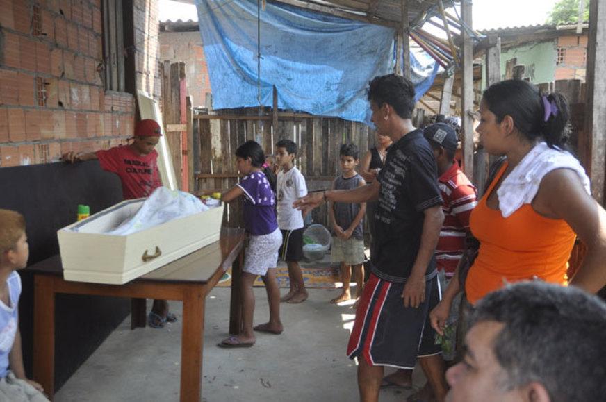 Homem é morto no bairro Amazonino Mendes