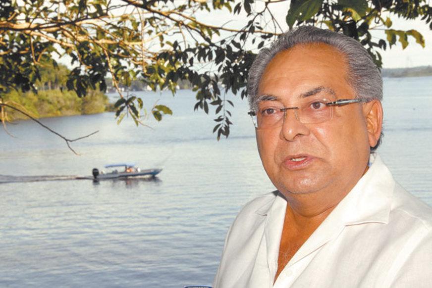 Procedimento no coração do prefeito de Manaus é adiado