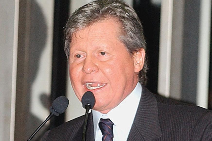 Candidato a prefeito de Manaus responde a ataques de Lula