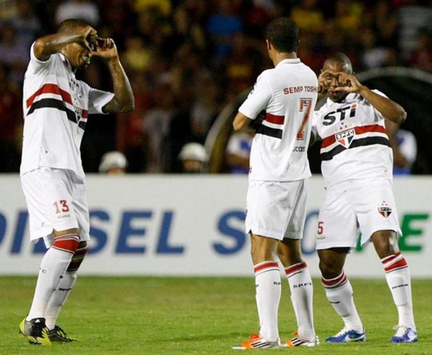 Em tarde de Lucas, São Paulo vira e goleia o Sport, fora de casa