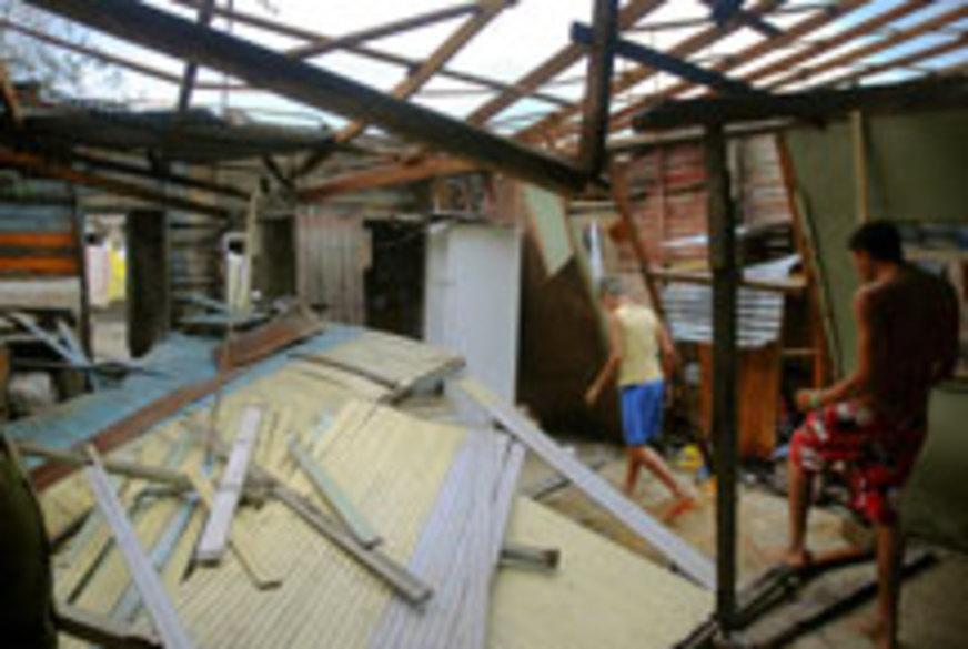 Furacão Sandy deixa 21 mortos no Caribe