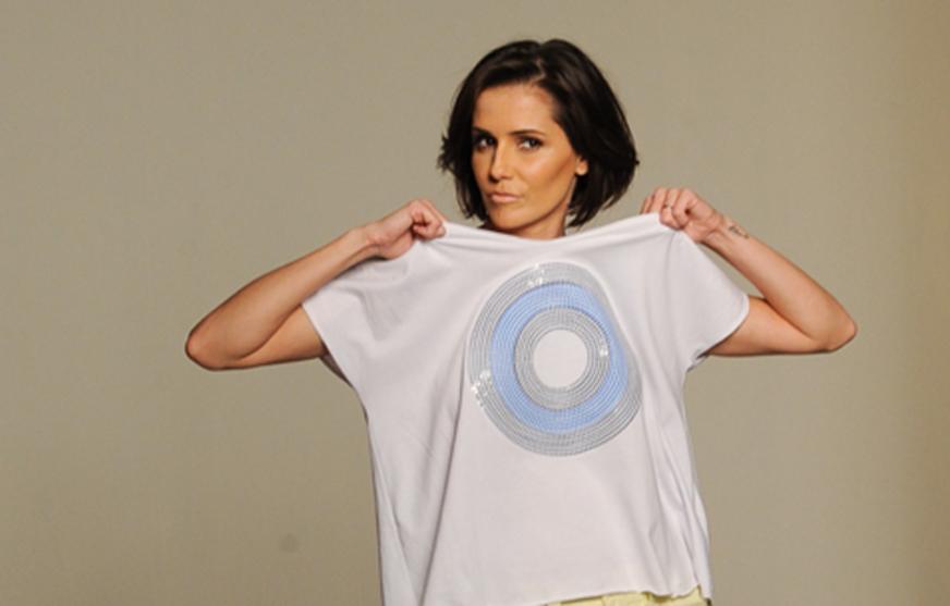 Deborah Secco fala sobre o primeiro beijo