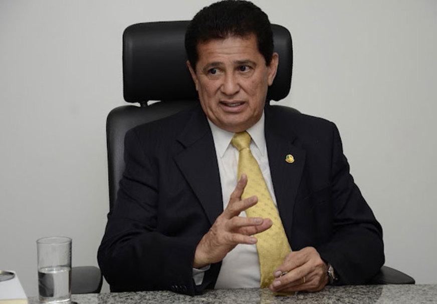 Alfredo é reconduzido à presidência do Partido da República