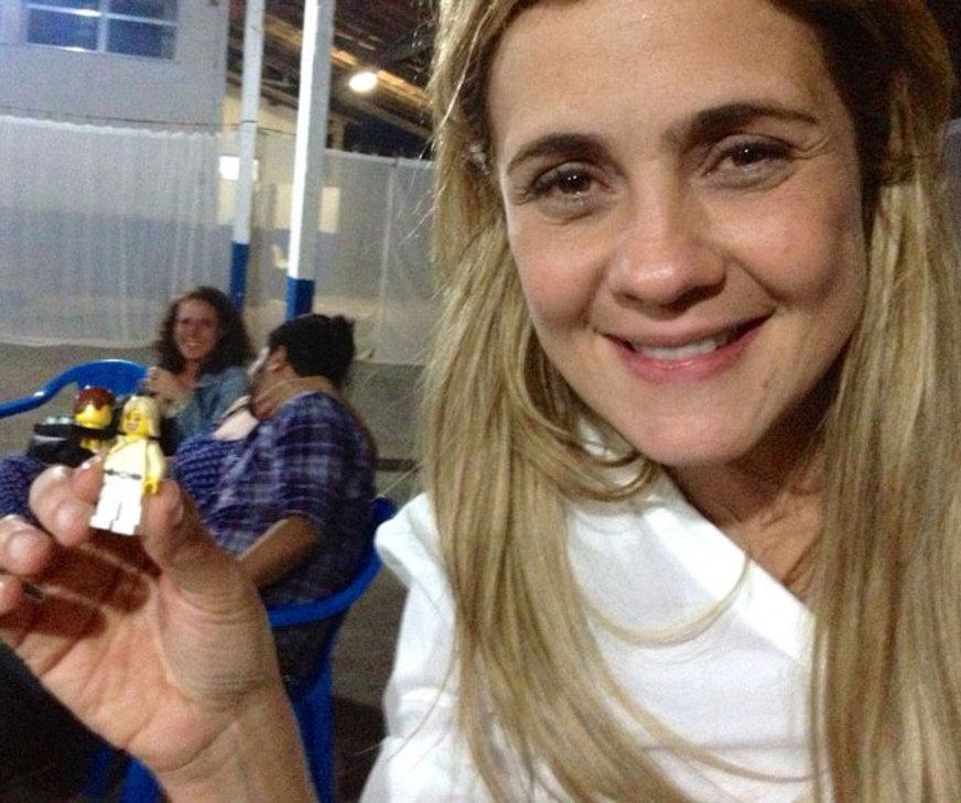 Personagens de Avenida Brasil viram lego