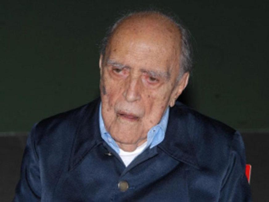 Estado de saúde de Niemeyer é considerado estável