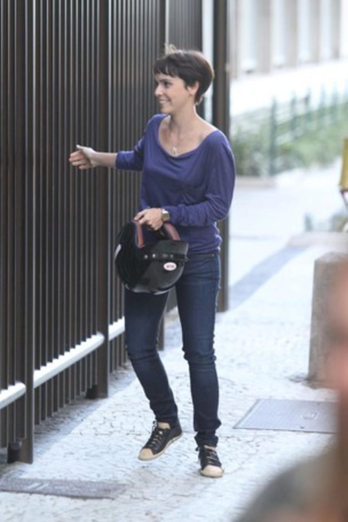 Débora Falabella é liberada para gravar novela