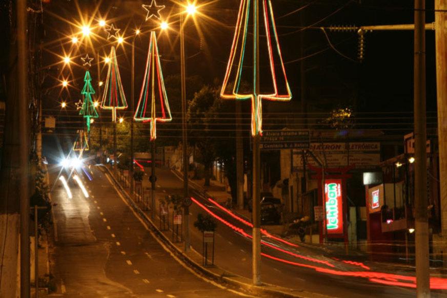 Internautas opinam sobre a decoração natalina em Manaus