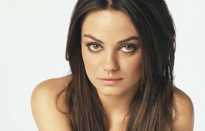 Mila Kunis quer atuar no longa ‘50 Tons de Cinza’
