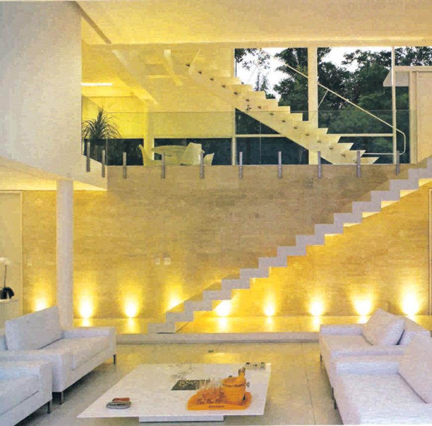 Escadas, obras de arte na decoração