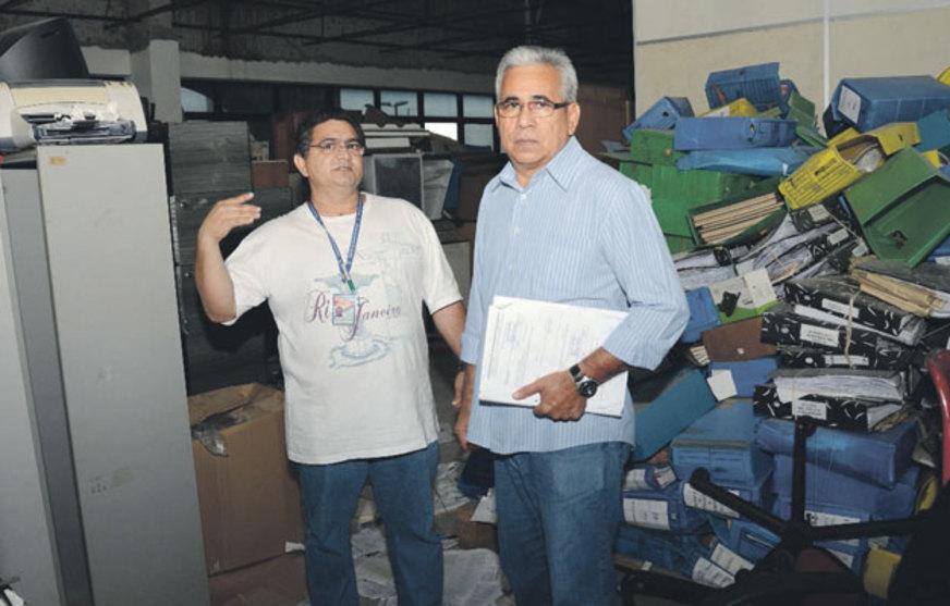 Compra de móveis é investigada na Câmara Municipal de Manaus