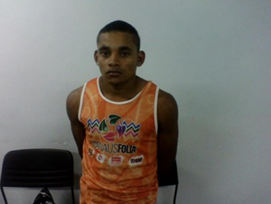 Patrulhamento prende um com 89 trouxinhas e balança de precisão