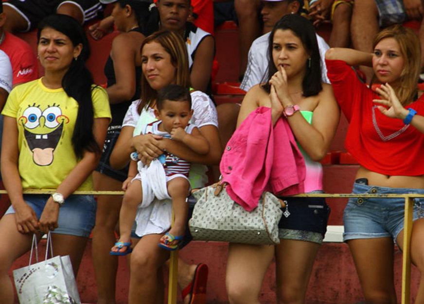 Peladão 40 anos: Torcida fez a diferença na final do Feminino e do Master