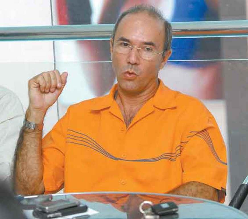 Dirigente do Holanda avisa que time deve ficar fora do Amazonense 2013