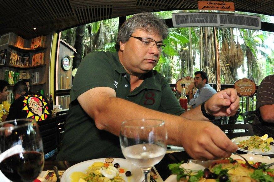 Técnico do Holanda afirma que clube merecia a vitória no Floro