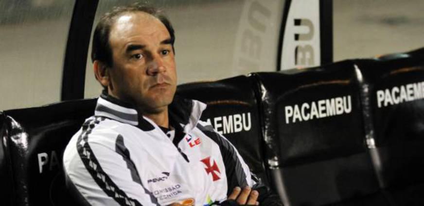 Ricardo Gomes abandona caravela vascaína