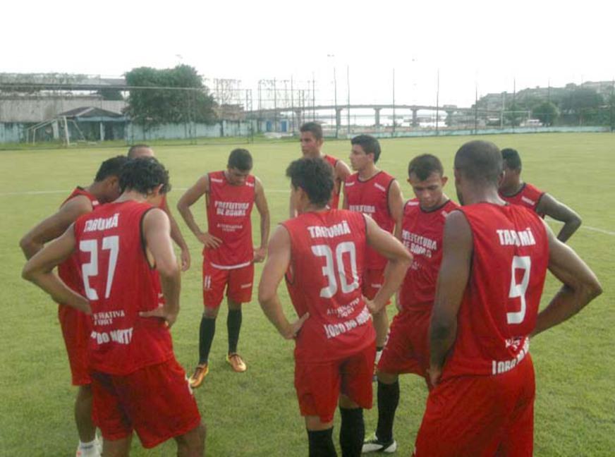 Com pior campanha no Estadual, Tarumã demite sete jogadores