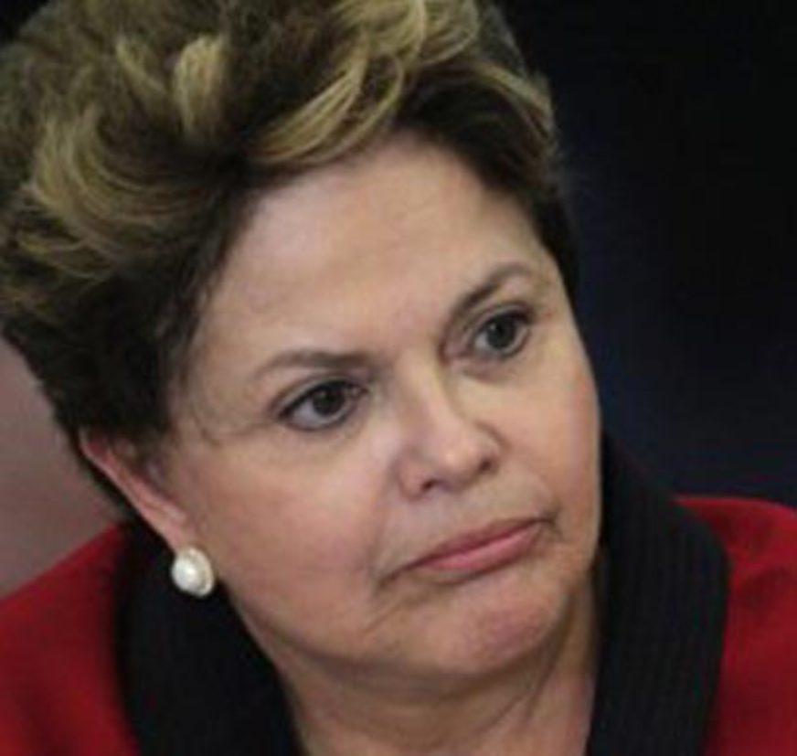 Dilma viaja para o Vaticano neste domingo (17)