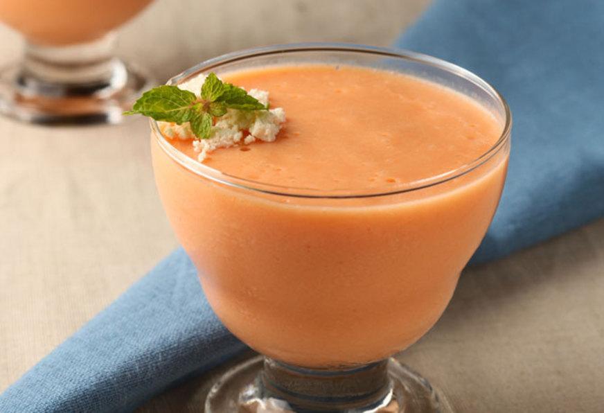Gelado de ricota e fruta