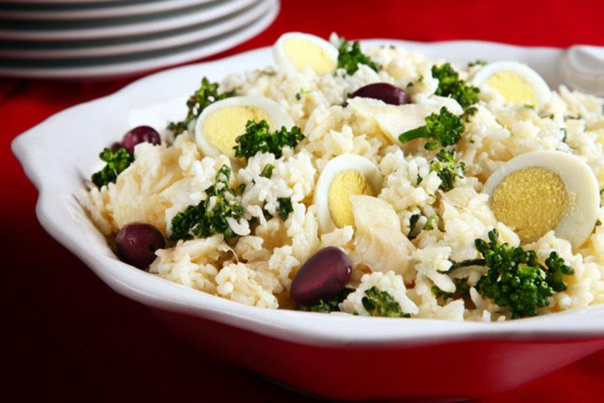 Arroz com bacalhau e brócolis