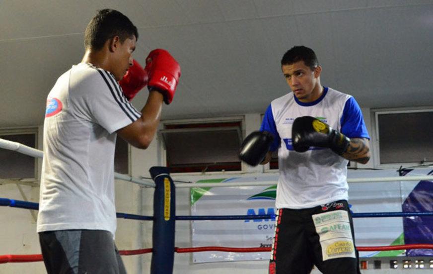 Amazonense Robert Pato luta no Coliseu Extreme Fight