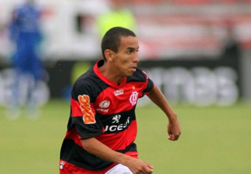 Flamengo vence Remo