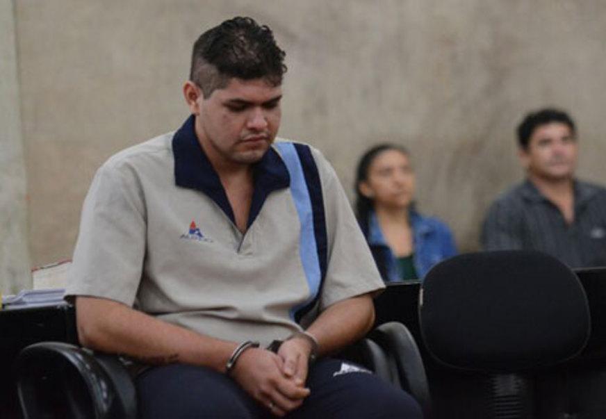 Acusado de matar mãe e irmão é condenado a 60 anos de prisão
