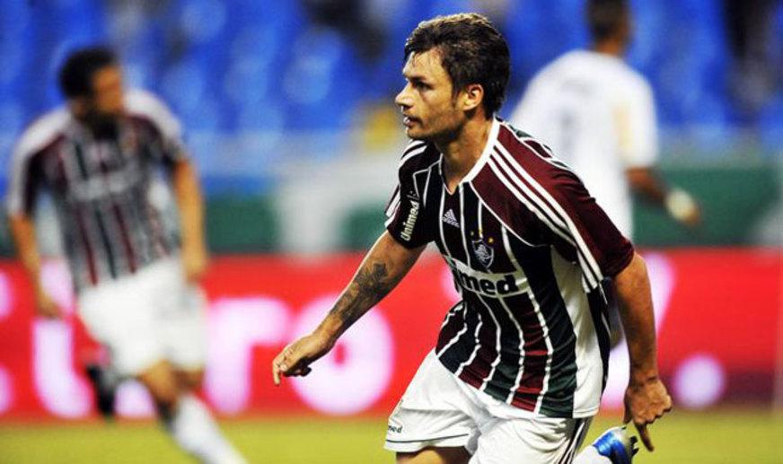 Flu goleia e encara o Botafogo na final