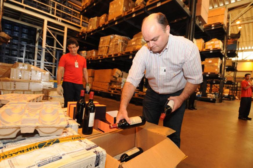 Leilão da Receita Federal no Amazonas traz itens de luxo