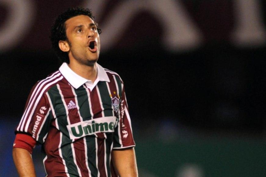 Flu supera Emelec e avança na Libertadores