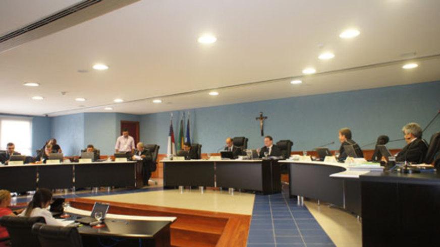 TCE-AM engorda salários com R$ 4,4 milhões no mês de abril