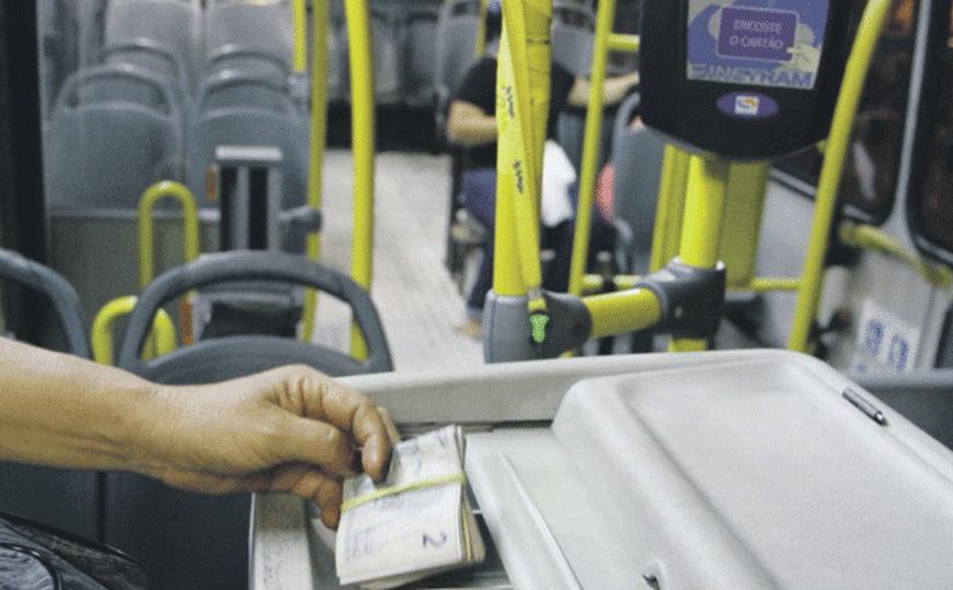 Assaltos a ônibus viram rotina em Manaus
