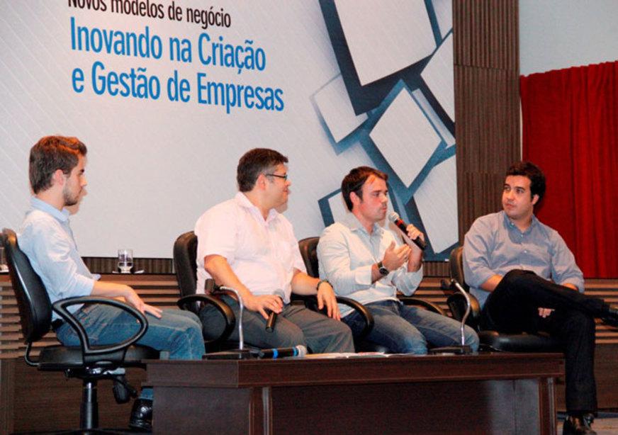 Jovens empreendedores compartilham experiências
