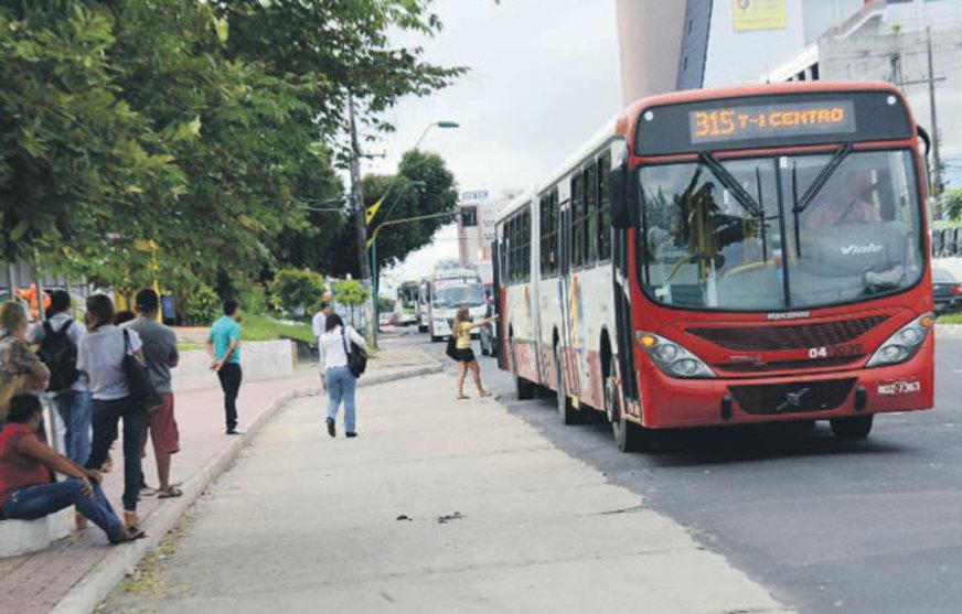 Greve geral de ônibus é suspensa em Manaus