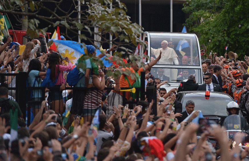 Porta-voz do Vaticano nega risco à segurança do papa no Rio