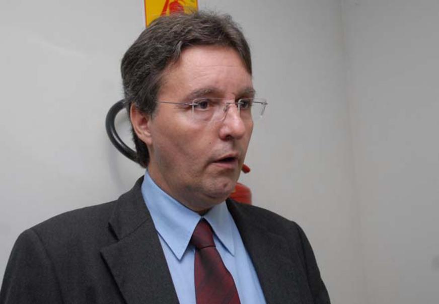 Deputado Luiz Castro: “sou um dissidente no PPS”