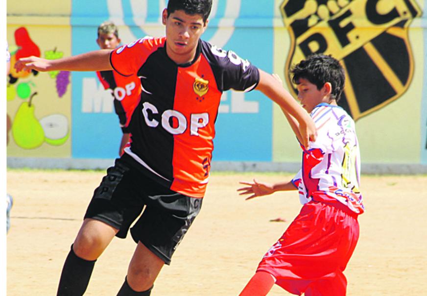 Jogo do Peladinho mostra que tamanho não é documento