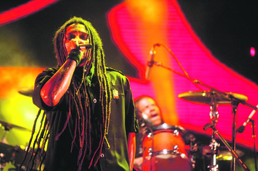 Casulo abre o ‘Luau M1’ com formação original