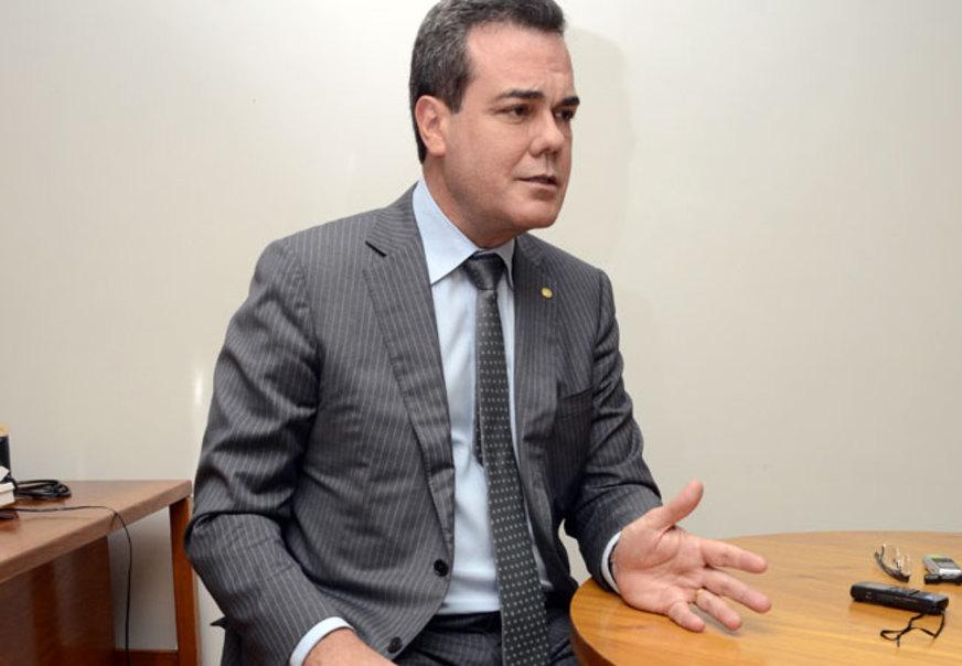 Mesa da Câmara confirma troca de partido de 52 deputados