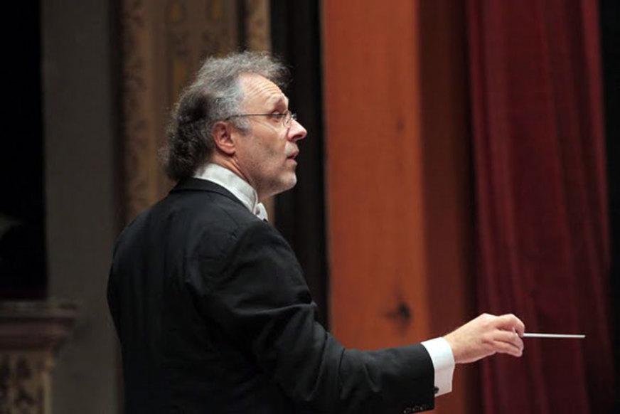 Compositores brasileiro e alemão na programação musical no Teatro Amazonas